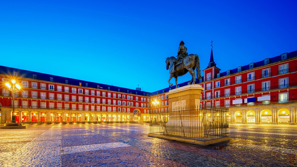 Plaza Mayor in Sichtweite von Madrid