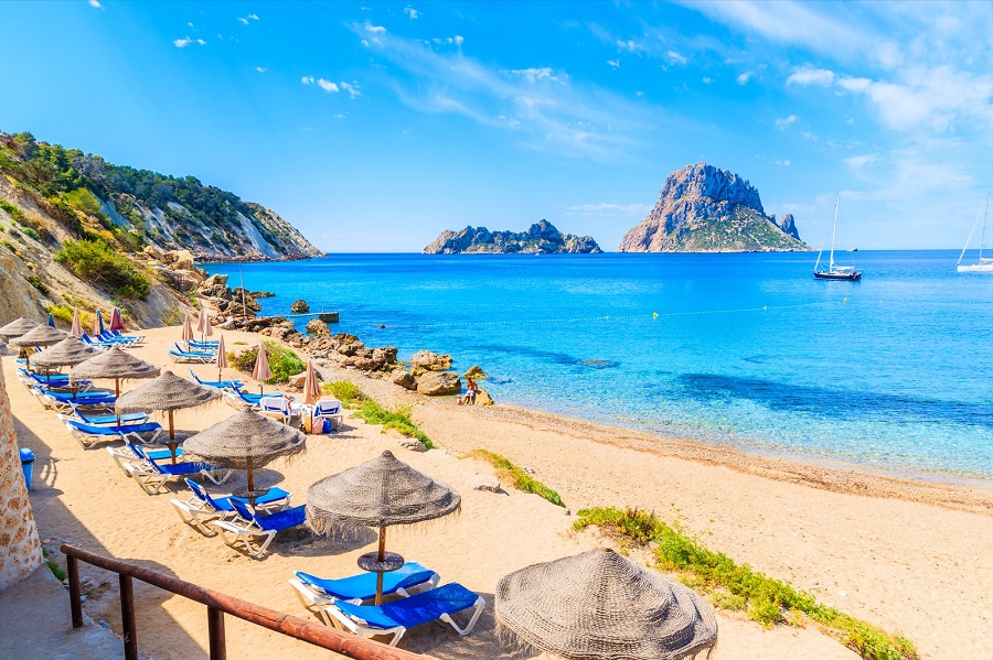 Tauchen Sie ein in das Paradies der Insel Ibiza
