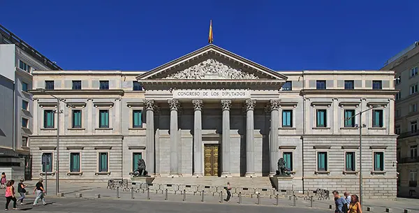 Parlamentspalast in Madrid: Architektonisches Juwel der Hauptstadt